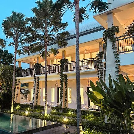 The London Residences Boutique Hotel Canggu  Ngoại thất bức ảnh